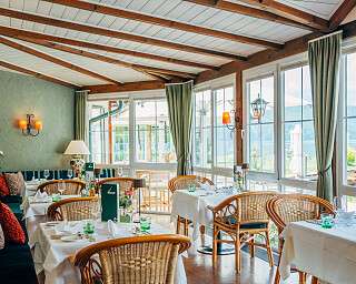 1 2884 LR Seefischer Restaurant 2022 by Gert Perauer